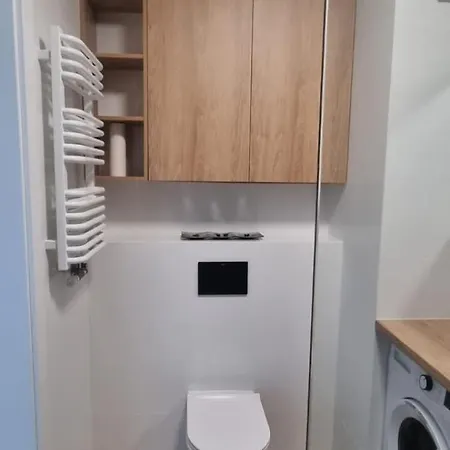 Apartament Niepolomicka 50 M18 Daire
